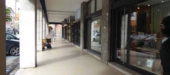 4 bedrooms Apartment in Conegliano, Italy No. 380942 4