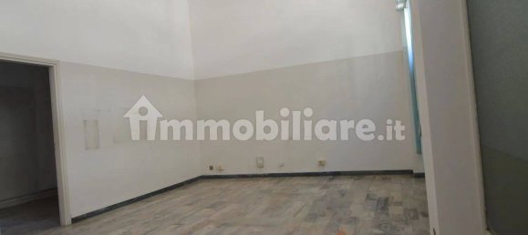 3-Zimmer Gewerbliche Immobilie in Turin, Italy, Nr. 324643 7
