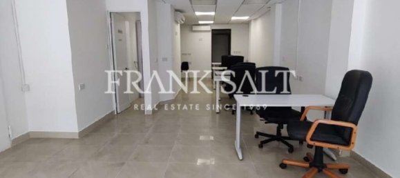Bureau à Gzira, Malta 70m² No. 12335 3