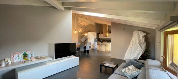 2 bedrooms Apartment in Grassobbio, Italy No. 305637 2