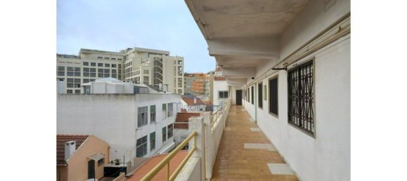 3 bedrooms Apartment in Costa da Caparica, Portugal No. 30501 17