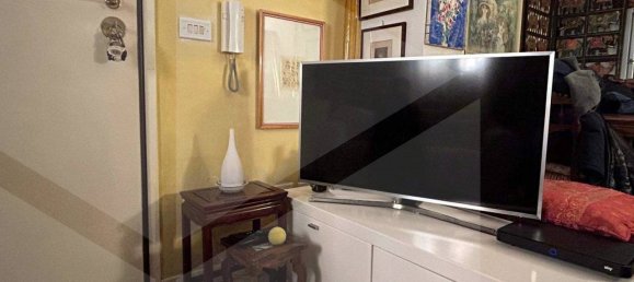 3 rooms Apartment in Bologna, Italy No. 17816 12