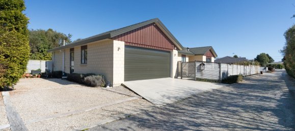 4 Schlafzimmer Haus in Levin, New Zealand, Nr. 1 4