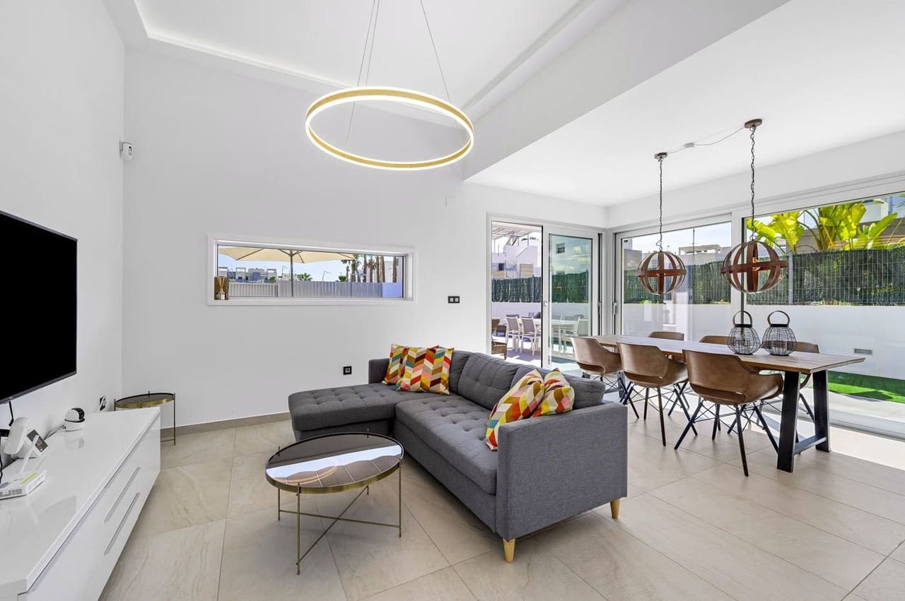 3 Schlafzimmer Haus in Guardamar del Segura, Spain, Nr. 187957