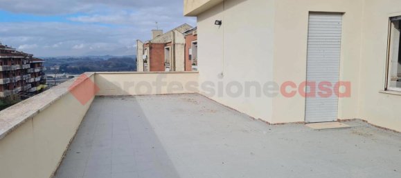 2-salle Appartement à Anagni, Italy No. 134600 8