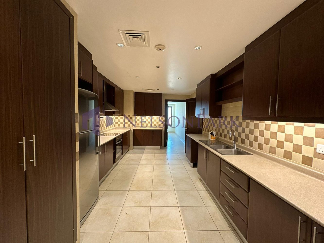 Квартира с 3 спальнями в Доха, Катар № 1961