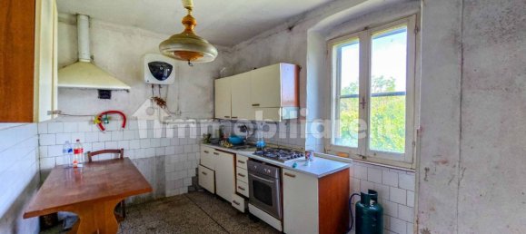 3 bedrooms House in Roccastrada, Italy No. 335387 5