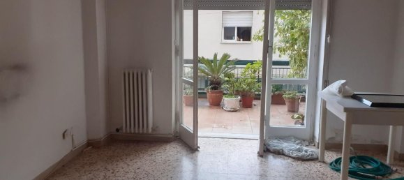 4-Zimmer Wohnung in Massa, Italy, Nr. 39081 2