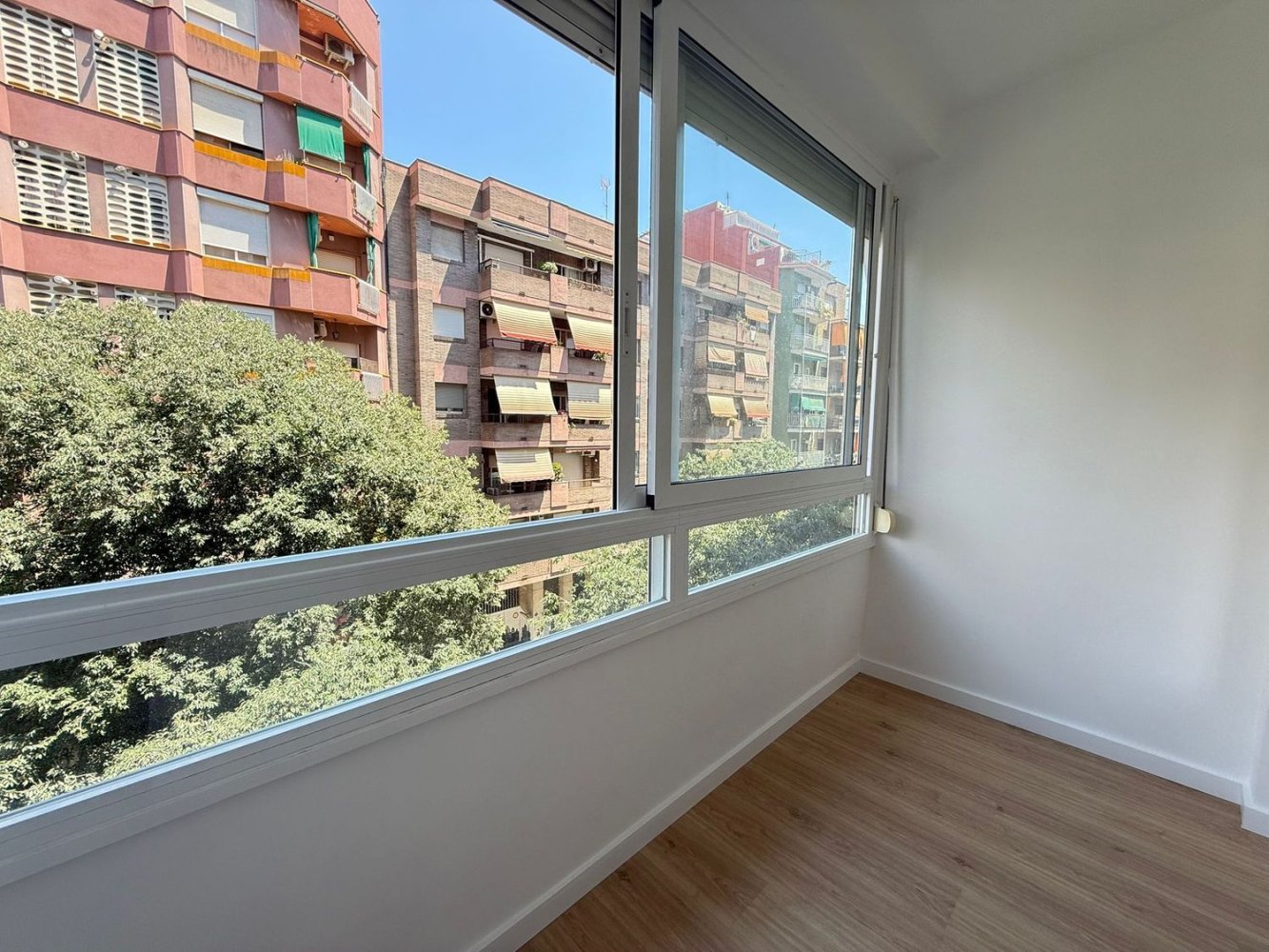 3 غرف نوم شقة في Eixample, Spain رقم 137127