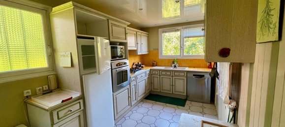 4 bedrooms House in Mont-Saint-Aignan, France No. 354495 5