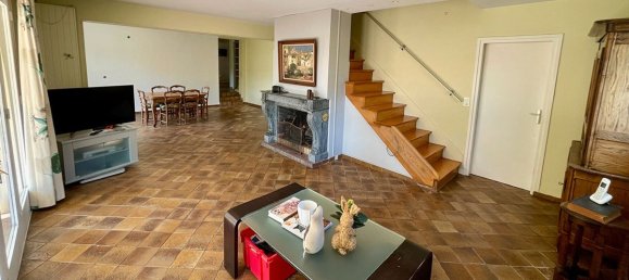 4 bedrooms House in Mont-Saint-Aignan, France No. 354495 4