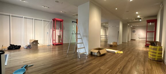 Здание 350м² в Миркур, Франция № 84540 2