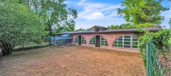 Villa de 8 dormitorios en Campogalliano, Italy No. 301313 30