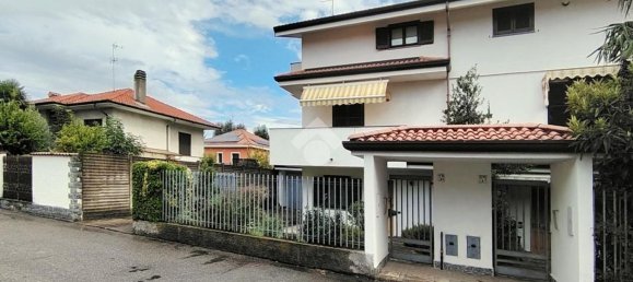 4 Schlafzimmer Haus in Nerviano, Italy, Nr. 357852 2