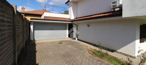 4 Schlafzimmer Haus in Nerviano, Italy, Nr. 357852 38