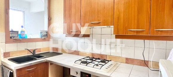 2 bedrooms Apartment in Massy, France No. 166223 2