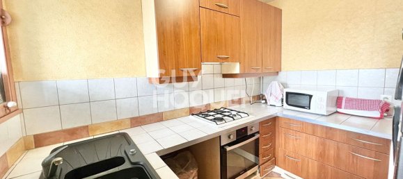 2 bedrooms Apartment in Massy, France No. 166223 3