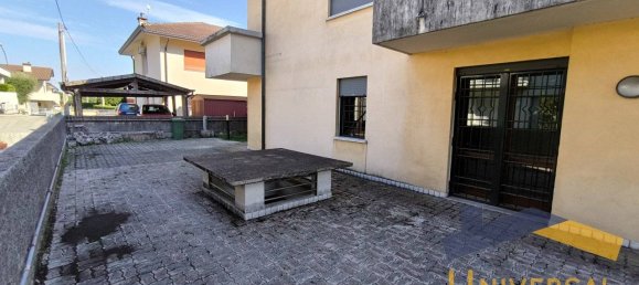 2 Schlafzimmer Wohnung in Villa del Conte, Italy, Nr. 302258 3