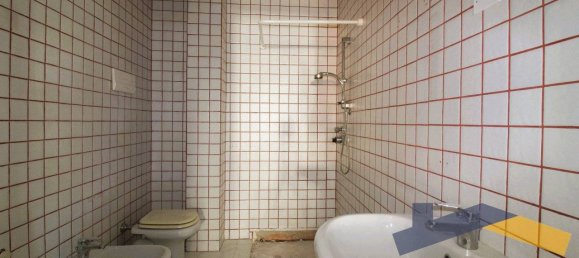 2 Schlafzimmer Wohnung in Villa del Conte, Italy, Nr. 302258 11