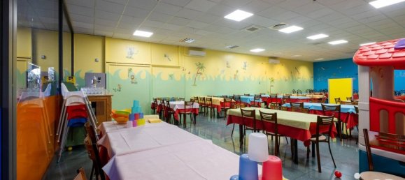 4-salle Propriété commerciale à San Zeno Naviglio, Italy No. 360196 13