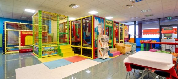 4-salle Propriété commerciale à San Zeno Naviglio, Italy No. 360196 9