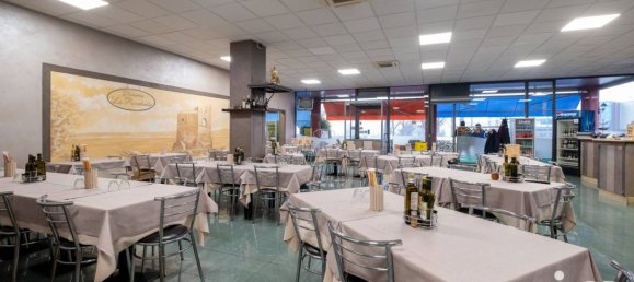 4-salle Propriété commerciale à San Zeno Naviglio, Italy No. 360196 16