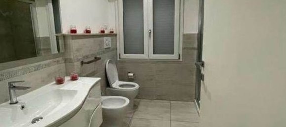 Apartamento de 3 divisões em Cecina, Italy N.º 295637 4