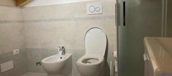 Apartamento de 3 divisões em Cecina, Italy N.º 295637 10