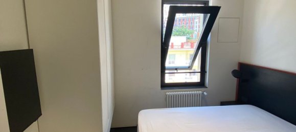 3 rooms Apartment in Naples, Italy No. 295997 11