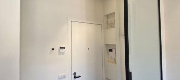 3 rooms Apartment in Naples, Italy No. 295997 15