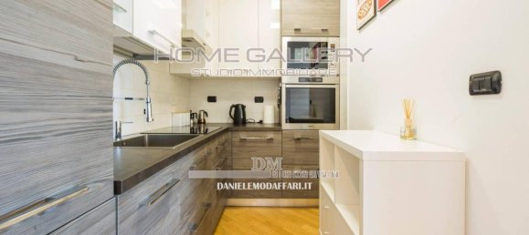 3-Zimmer Wohnung in Genoa, Italy, Nr. 37345 7