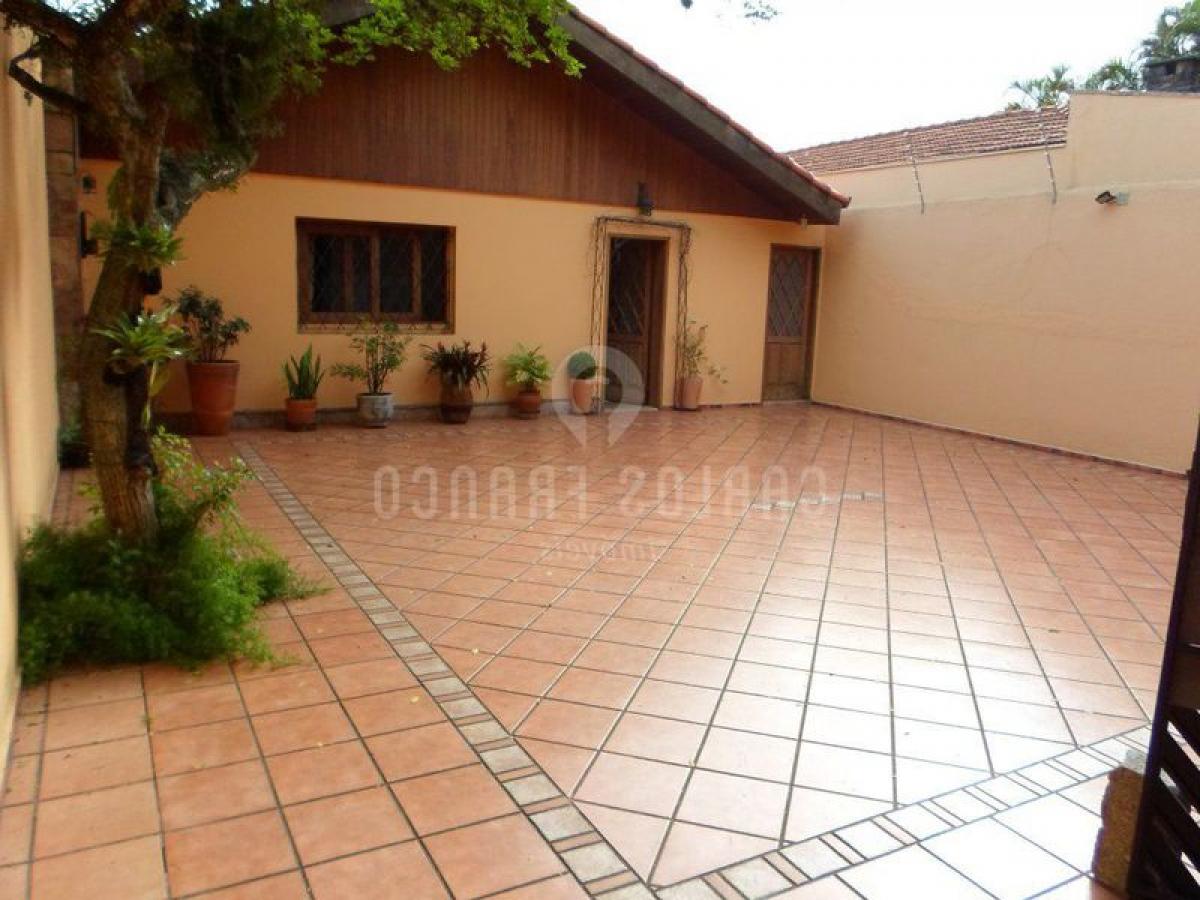 Дом с 4 спальнями в Сан-Паулу, Бразилия № 593782