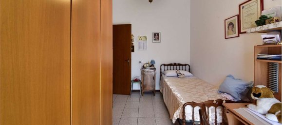 Apartamento de 3 divisões em Oltrona di San Mamette, Italy N.º 313812 19