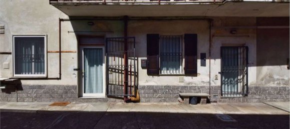 Apartamento de 3 divisões em Oltrona di San Mamette, Italy N.º 313812 25
