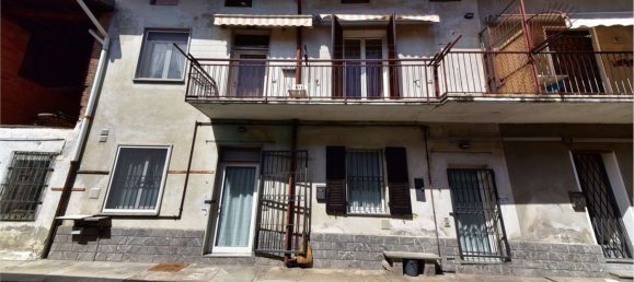 Apartamento de 3 divisões em Oltrona di San Mamette, Italy N.º 313812 24