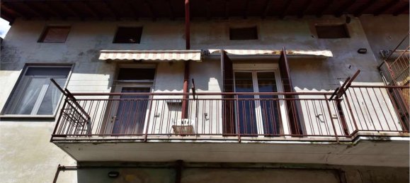 Apartamento de 3 divisões em Oltrona di San Mamette, Italy N.º 313812 7