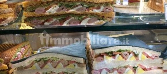 2 rooms Commercial property in Rome, Italy No. 336142 9