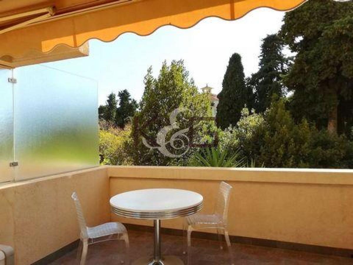 Studio in the Condo in Menton, France No. 13553