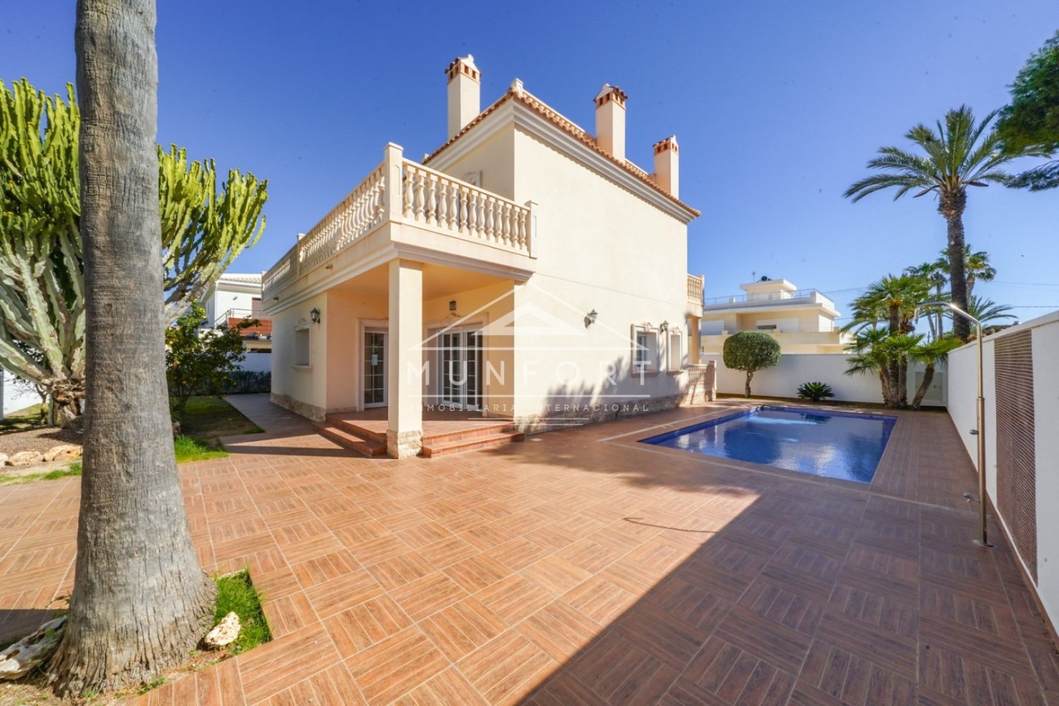 Villa T5 em Cabo Roig, Spain N.º 130943
