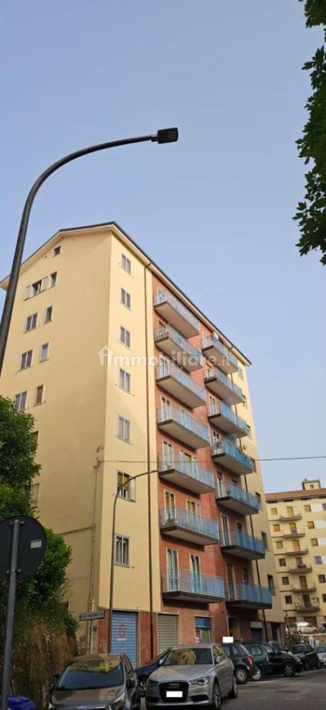 2 غرف نوم شقة في Potenza, Italy رقم 347802