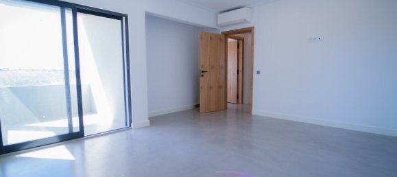 Villa T5 em Quarteira, Portugal N.º 33037 14