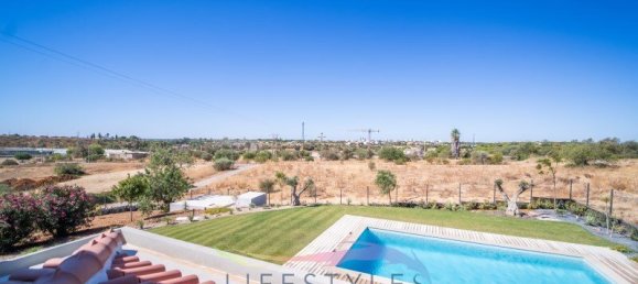 Villa T5 em Quarteira, Portugal N.º 33037 18