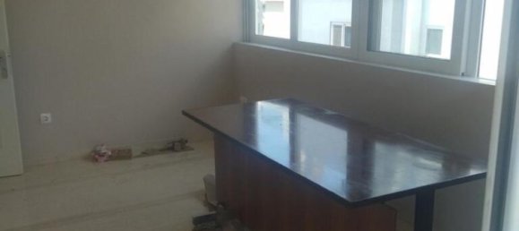 4-salle Appartement à Elliniko, Greece No. 52073 12
