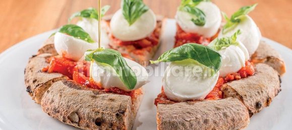 1-Zimmer Gewerbliche Immobilie in Milan, Italy, Nr. 246960 25