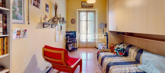 2 Schlafzimmer Wohnung in Turin, Italy, Nr. 10038 8