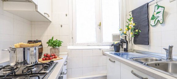 Apartamento de 2 dormitorios en Como, Italy No. 352034 9