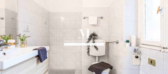 Apartamento de 2 dormitorios en Como, Italy No. 352034 12