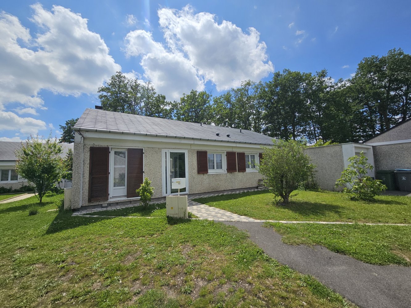 Casa de 4 dormitorios en Orleans, France No. 247918