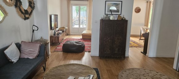4 Schlafzimmer Haus in Orleans, France, Nr. 247918 2