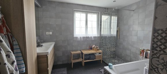 4 Schlafzimmer Haus in Orleans, France, Nr. 247918 5